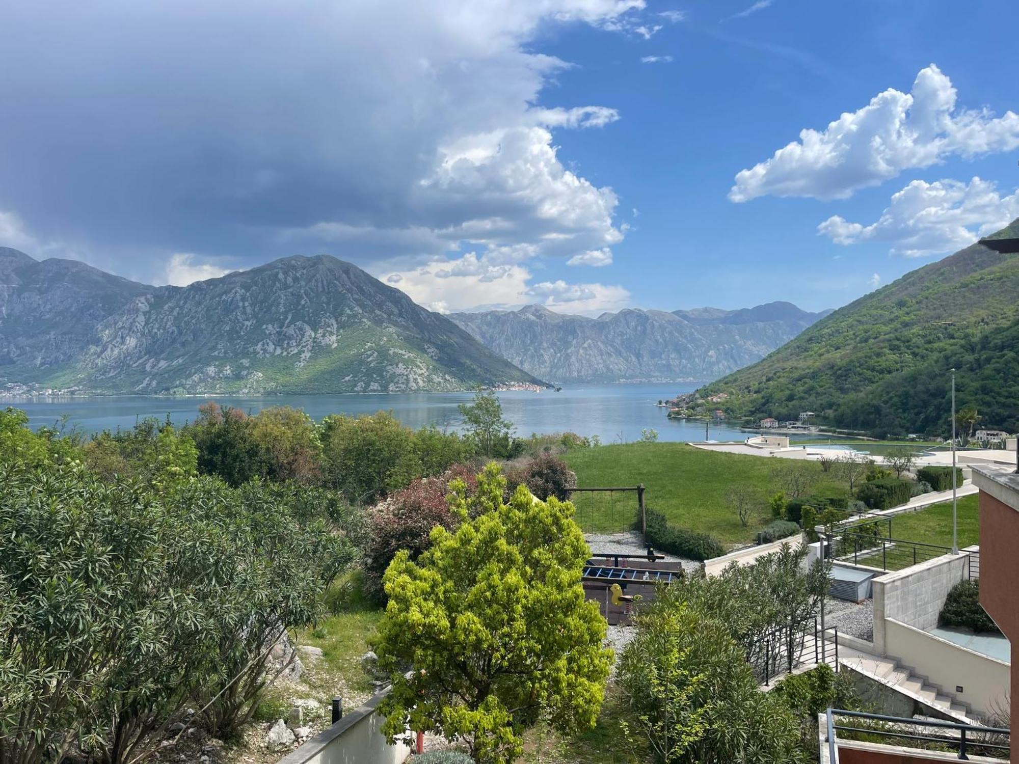 Lavender Bay Apartment B23 Kotor Kültér fotó